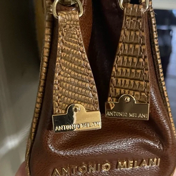 Antonio Melani Chic Brown Leather Bag - Picture 11 of 13